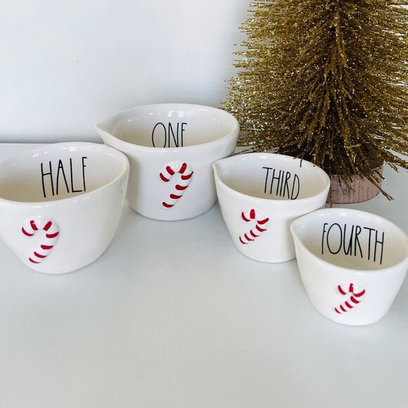 Rae Dunn Christmas Peppermint Lollipop Measuring Cups (NWT) - Picture 5 of 5